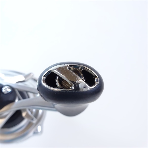 １６メタニウムＭＧＬ右